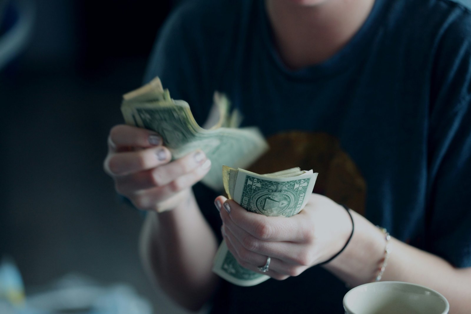 Cómo hacer un presupuesto mensual paso a paso y organizar mejor tu dinero